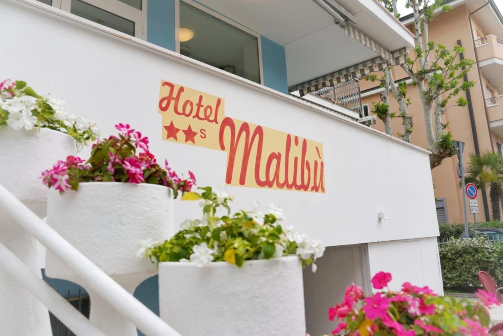 Hotel Malibù Rimini Buitenkant foto