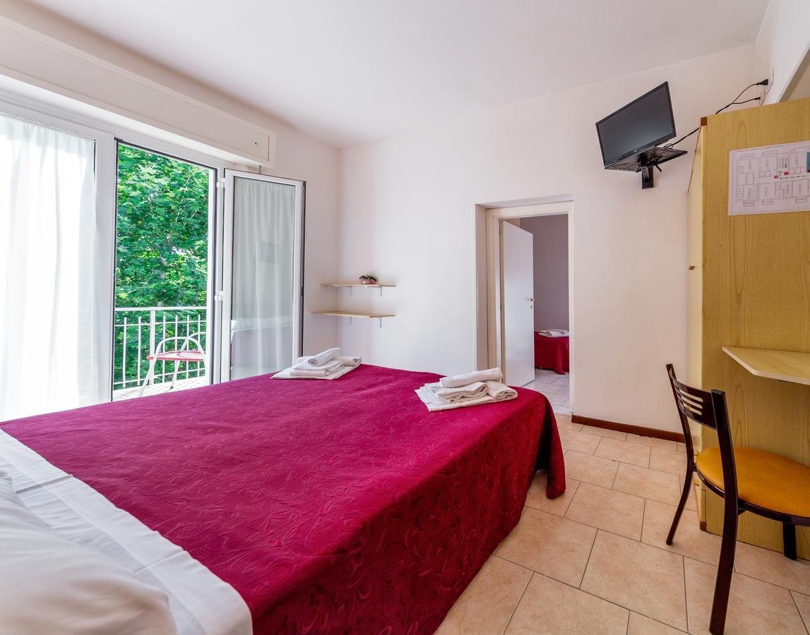 Hotel Malibù Rimini Buitenkant foto