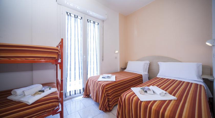Hotel Malibù Rimini Buitenkant foto